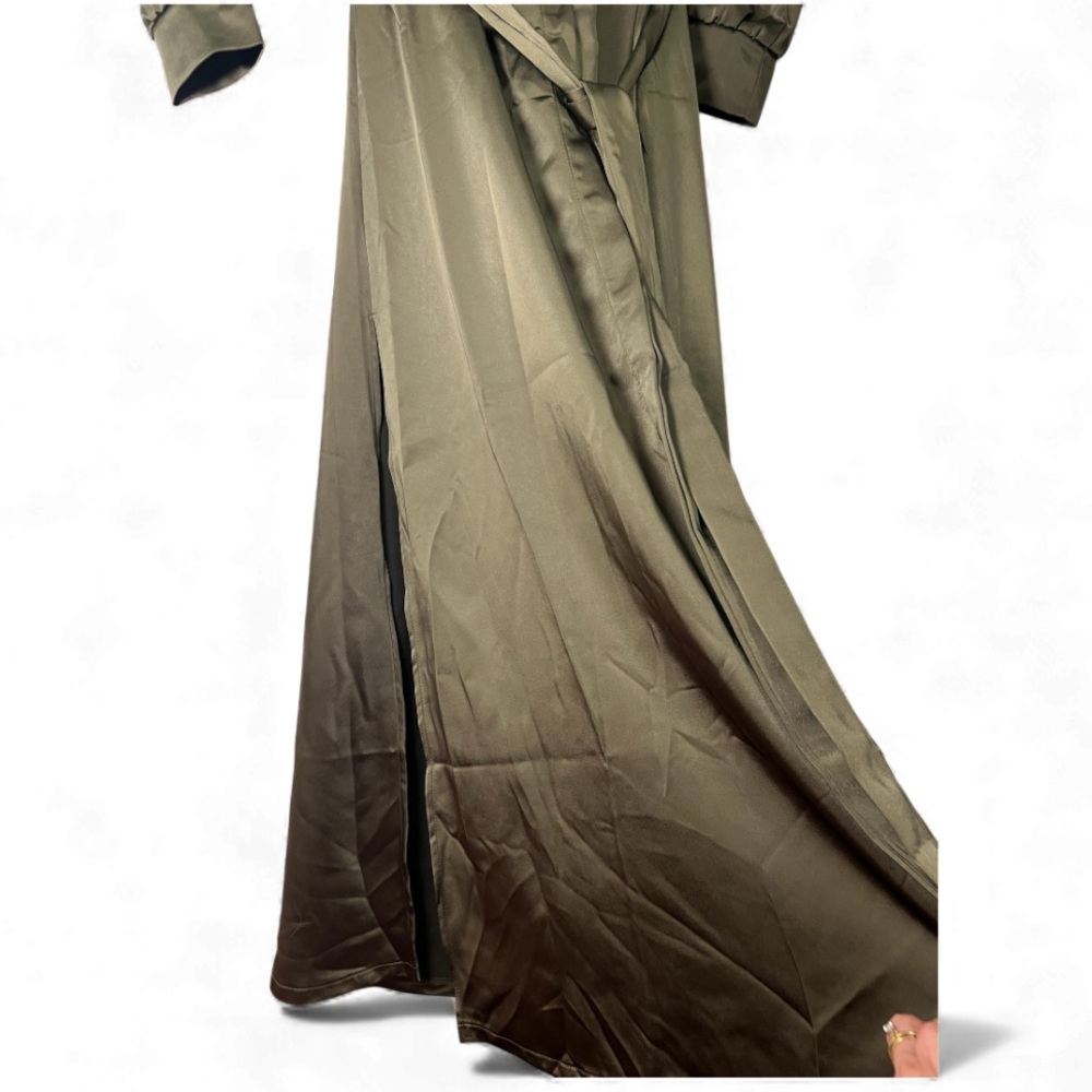 New with tags S’edge Sedge Vesper satin shirt dress in Olive.  Size Small - Picture 3 of 10